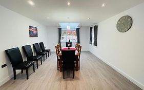 4-Bedroom Cottage In Healing, Grimsby